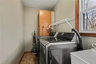 731 Barrington Park Cir, Kernersville, NC 27284 - Photo 8