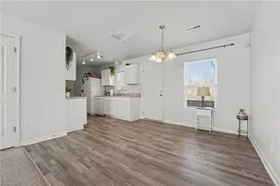 1710 Sandersted Village Cir, Winston-Salem, NC 27114 - Photo 10