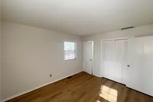 6 Clark Ct, Greensboro, NC 27406 - Photo 10