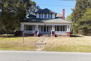 447 Cascade Ave, Eden, NC 27288 - Photo 2