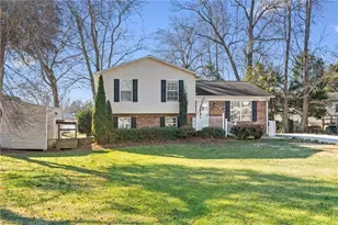 1586 Riverview Rd Ext, Lexington, NC 27292 - Photo 2