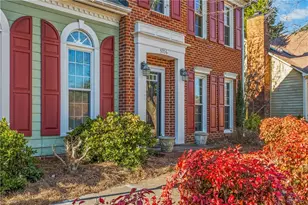 5706 Watercrest Dr, Greensboro, NC 27407 - Photo 4