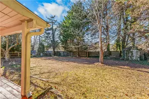5706 Watercrest Dr, Greensboro, NC 27407 - Photo 30