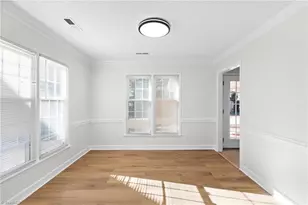 5706 Watercrest Dr, Greensboro, NC 27407 - Photo 8