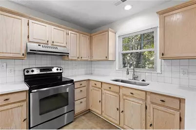 5706 Watercrest Drive, Greensboro, NC 27407 - Photo 14