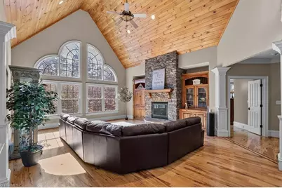 7601 Crossing Ridge Drive, Belews Creek, NC 27009 - Photo 8