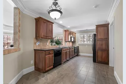 7601 Crossing Ridge Drive, Belews Creek, NC 27009 - Photo 32