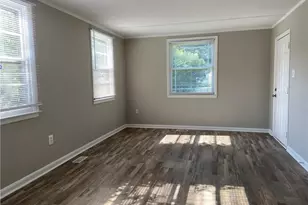 1211 Cedrow Dr, High Point, NC 27260 - Photo 2