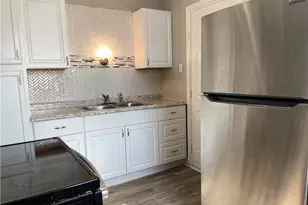 1211 Cedrow Dr, High Point, NC 27260 - Photo 6