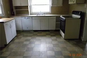 223 Old Wayside Dr, Winston-Salem, NC 27107 - Photo 6