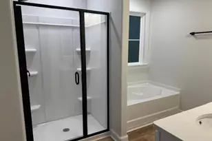 2906 York House Dr, Greensboro, NC 27407 - Photo 10