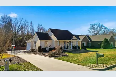 302 Alison Lane, Archdale, NC 27263 - Photo 2