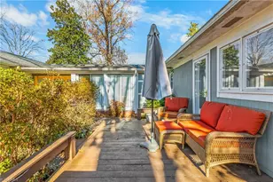 216 Knollwood Dr, Jamestown, NC 27282 - Photo 6