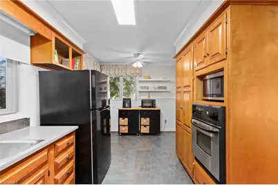 216 Knollwood Drive, Jamestown, NC 27282 - Photo 20