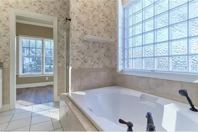 4411 Hunter Oaks Court, High Point, NC 27265 - Photo 24