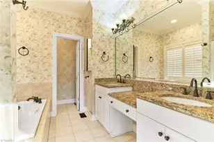 4411 Hunter Oaks Ct, High Point, NC 27265 - Photo 22