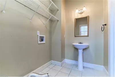 4411 Hunter Oaks Court, High Point, NC 27265 - Photo 36