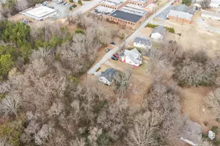 100 Carr St, Thomasville, NC 27360 - Photo 24