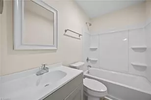 100 Carr St, Thomasville, NC 27360 - Photo 8