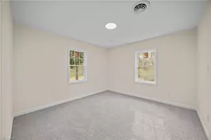 100 Carr St, Thomasville, NC 27360 - Photo 6