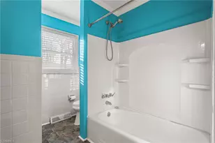 1029 Foxfire Rd, Kernersville, NC 27284 - Photo 12