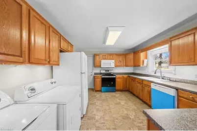 1012 Redding Road, Asheboro, NC 27203 - Photo 10