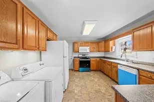 1012 Redding Rd, Asheboro, NC 27203 - Photo 10