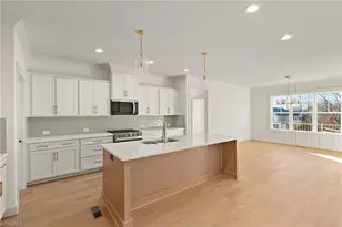 130 S Madera Dr, Mocksville, NC 27028 - Photo 10