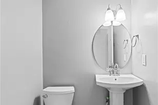 5739 Bramblegate Rd, Greensboro, NC 27409 - Photo 16