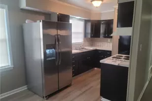 106 Wall St, Madison, NC 27027 - Photo 6