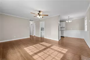 2214 Woodberry Dr, Greensboro, NC 27403 - Photo 16