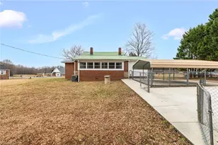 1020 Lacy Ln, Walnut Cove, NC 27052 - Photo 32