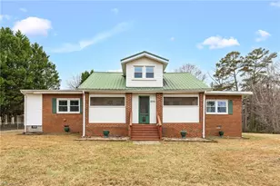 1020 Lacy Ln, Walnut Cove, NC 27052 - Photo 2