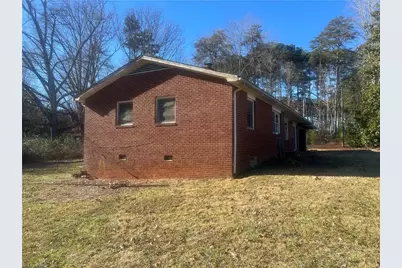 180 Cedar Lane, Reidsville, NC 27320 - Photo 14