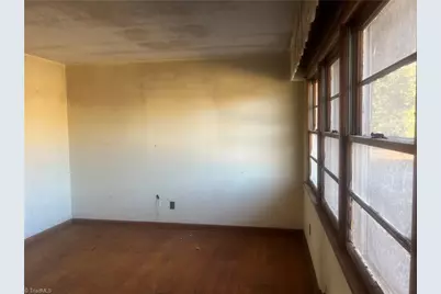 180 Cedar Lane, Reidsville, NC 27320 - Photo 2