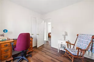 825 Parkwood St, Burlington, NC 27215 - Photo 16