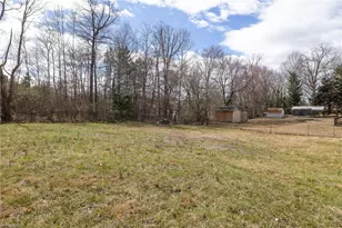 825 Parkwood St, Burlington, NC 27215 - Photo 26