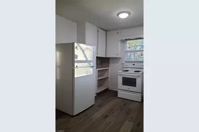 318 Woodlawn Street, Thomasville, NC 27360 - Photo 8