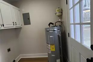 315 Small St, Thomasville, NC 27360 - Photo 18