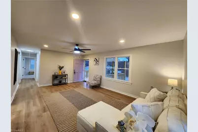 315 Small Street, Thomasville, NC 27360 - Photo 2