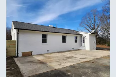 315 Small Street, Thomasville, NC 27360 - Photo 38