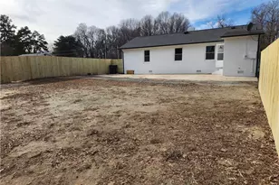 315 Small St, Thomasville, NC 27360 - Photo 24