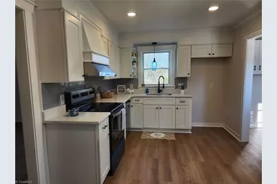 315 Small Street, Thomasville, NC 27360 - Photo 12