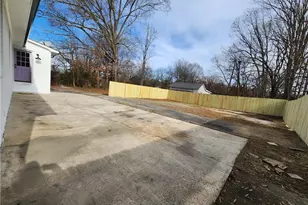 315 Small St, Thomasville, NC 27360 - Photo 40