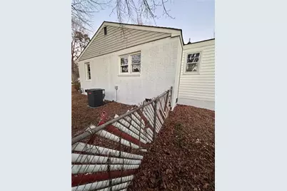 4015 Broadacres Drive, Greensboro, NC 27407 - Photo 12