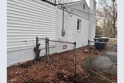 4015 Broadacres Drive, Greensboro, NC 27407 - Photo 4