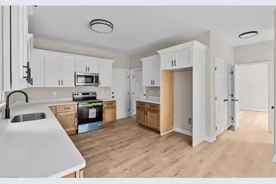 5305 Cardinal Way, Greensboro, NC 27410 - Photo 14