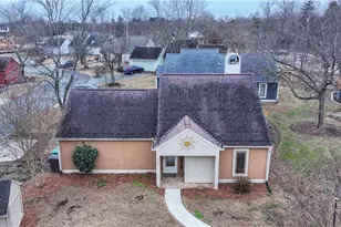 4204 Sunburst Dr, High Point, NC 27265 - Photo 4