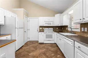 2106 Trail Five, Burlington, NC 27215 - Photo 14