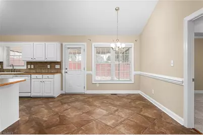 2106 Trail Five, Burlington, NC 27215 - Photo 10